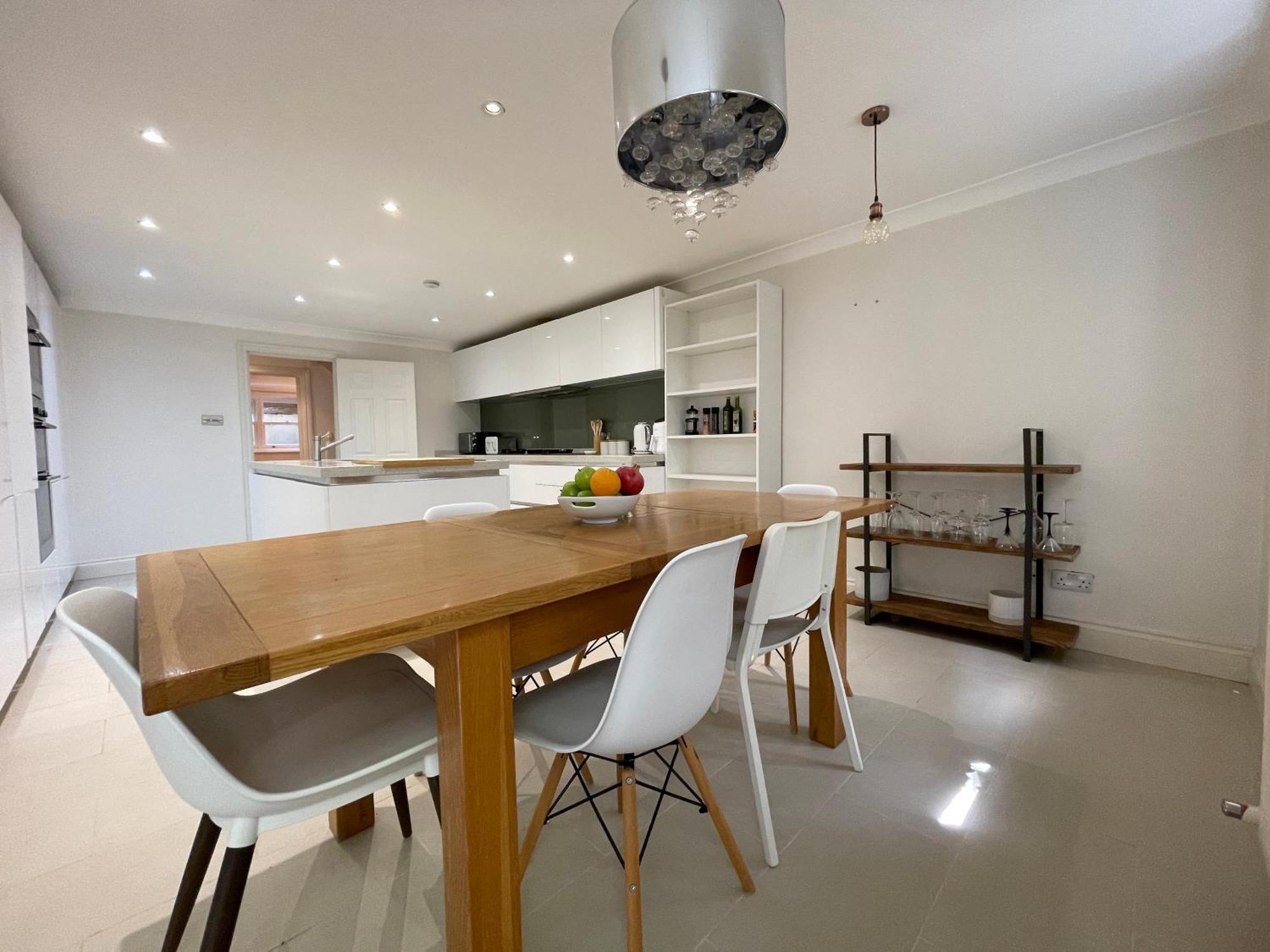 5 Bed House - Fancy - Sleep Up To 12 - Central London Exterior photo